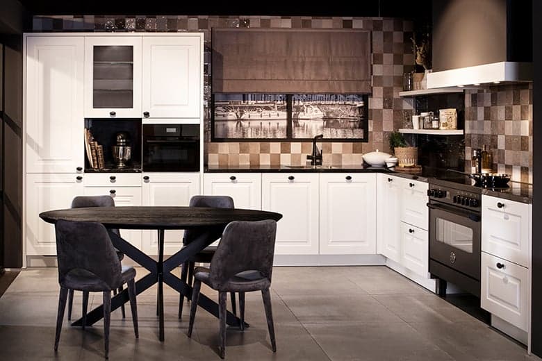 Tulp-Vulcan-Satijnwit