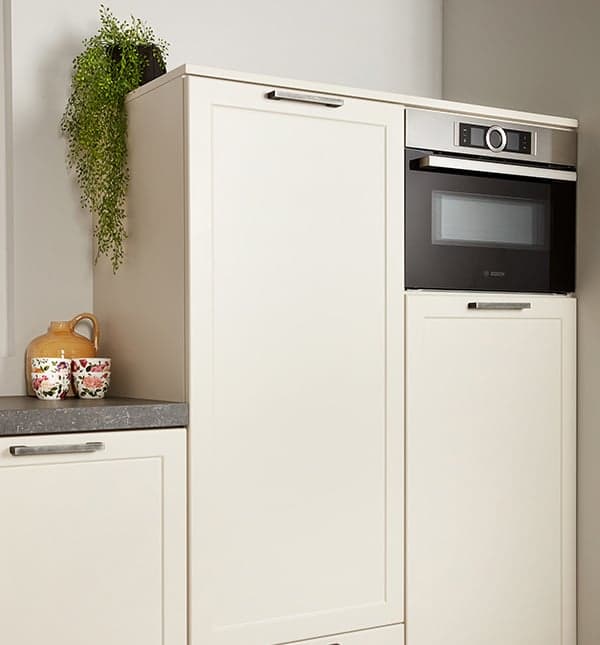 Landelijke keuken kastenwand rechte keuken.jpg